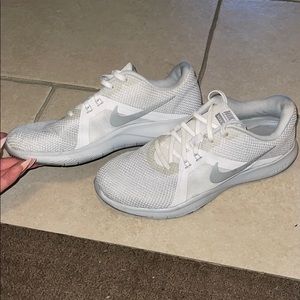 Nike training sneakers size 8